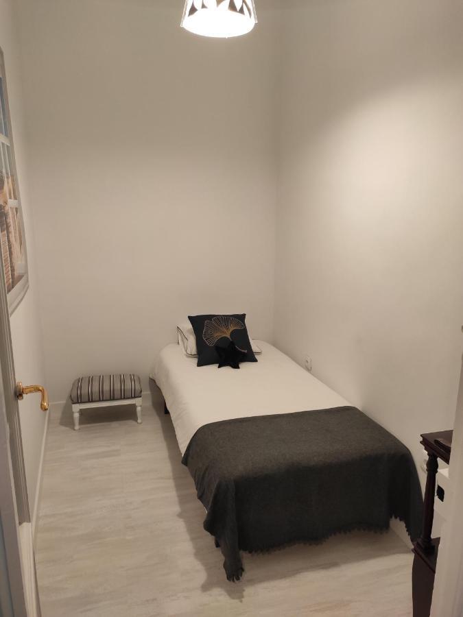 Nuevo Elegante Piso Vintage En Plena Plaza Mayor Madrid Exteriör bild